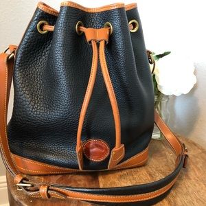 Dooney & Bourke vintage bucket bag